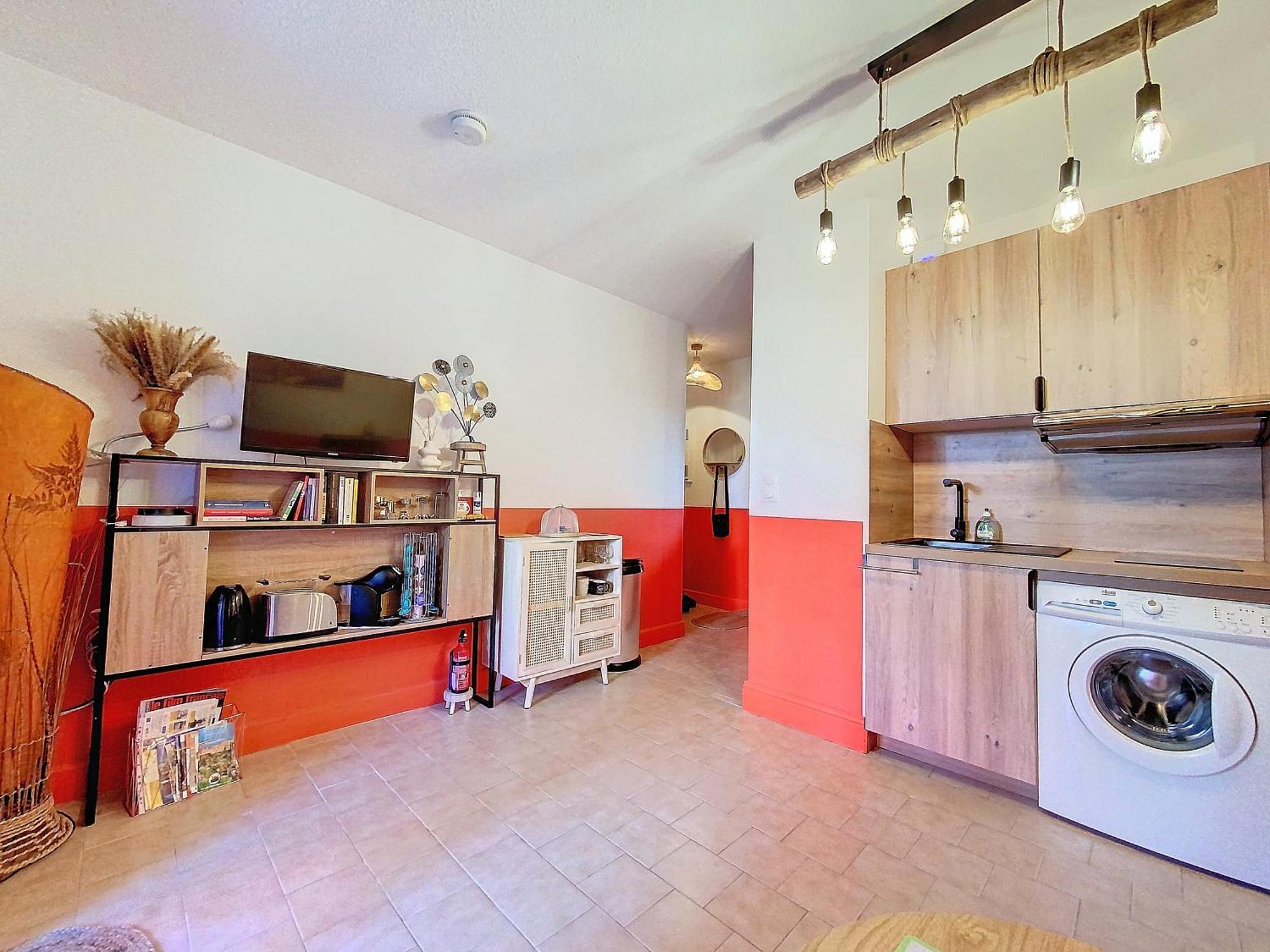 Appartement Cosy, Wi-fi, Jardin & Parking, Jasmins En Cote-d'azur Vallauris